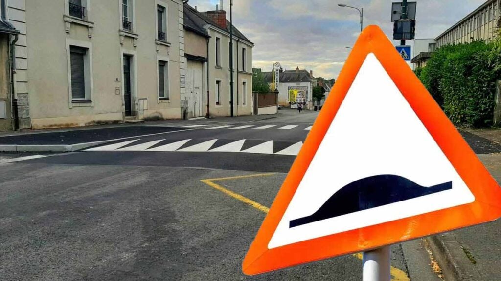 Bientôt la fin des ralentisseurs en France en 2025 ? Cette nouvelle décision va surprendre les automobilistes