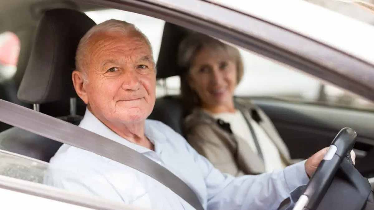 Longue attente pour les seniors : jusqu’à 14 mois pour un certificat médical de conduite, une situation qui scandalise et interroge