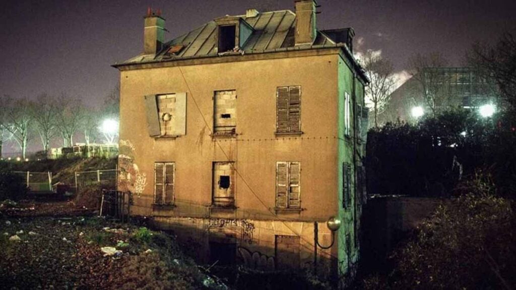 « Madame, vous n’êtes plus chez vous » : son immeuble est squatté depuis 2 ans et la préfecture refuse d’agir