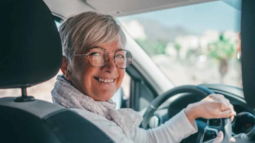 Ni 65 ans, ni 75 ans : Le code de la route a décidé, voici l’âge limite pour conduire