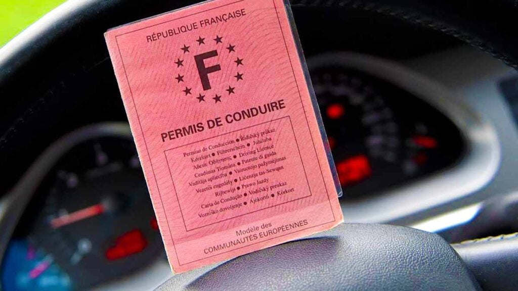 Permis de conduire rose : la nouvelle date limite définitive pour le changer, après il ne sera plus valable