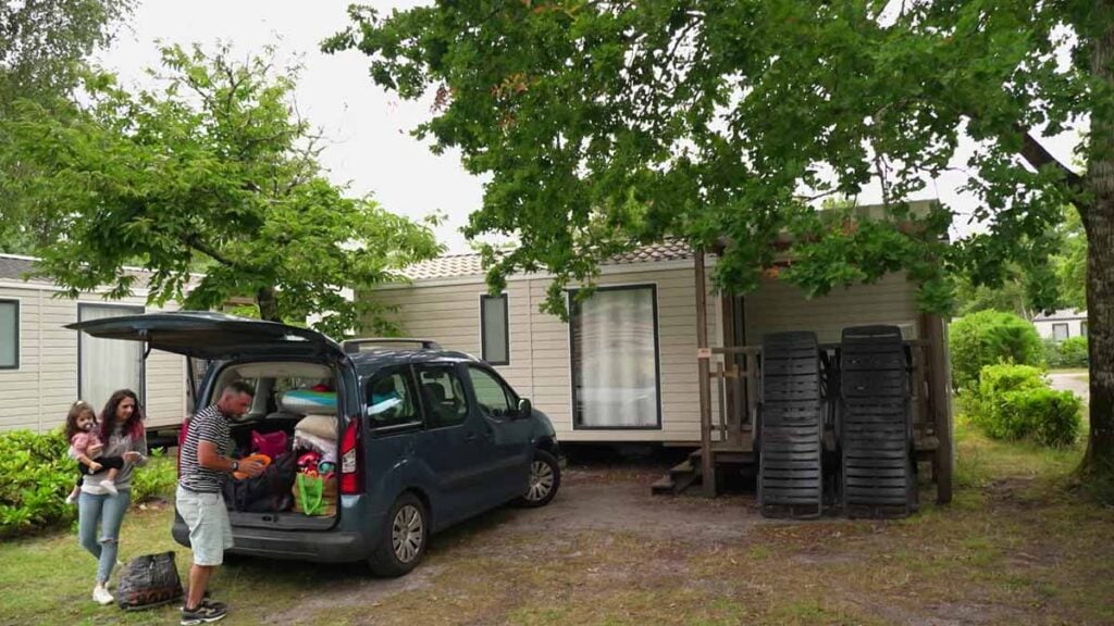 « Quand ils partent en vacances, les gens abusent » : des campings français prennent une décision radicale face au comportement des vacanciers