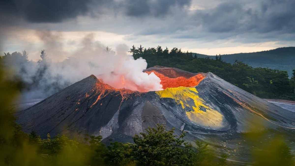 Alerte en Auvergne : un volcan considéré comme éteint révèle une activité magnétique mystérieuse et surprend les spécialistes « on ne comprend pas encore ce qui se passe sous nos pieds »